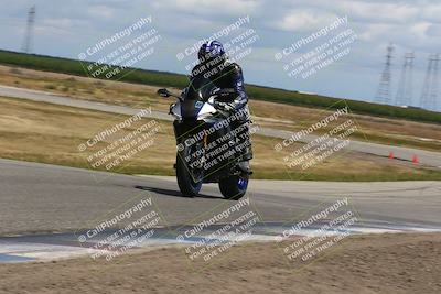 media/Apr-26-2024-TrackDaz (Fri) [[c4b677d280]]/B Group/120pm (Wheelie Bump)/